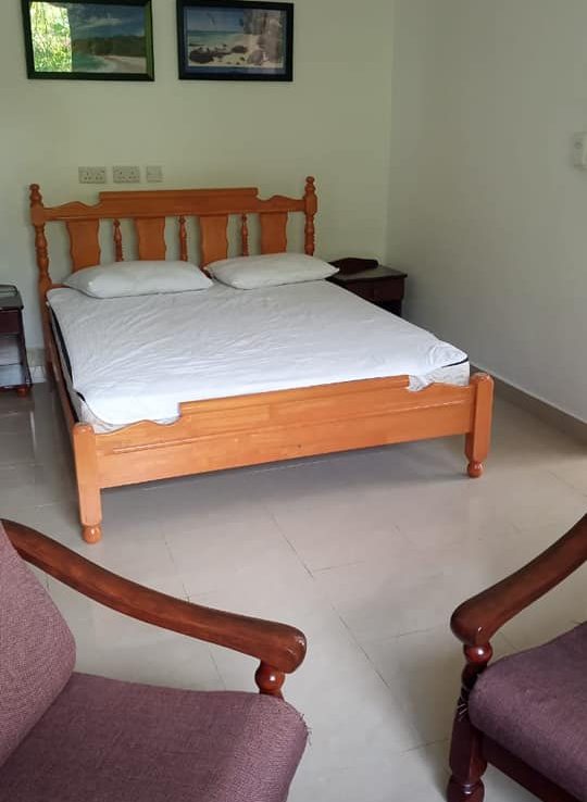 One bedroom apartment for rent at Anse Aux Pins, Opposite the golf